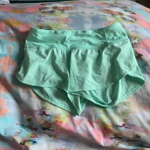 Lululemon Speed Up Shorts 2”